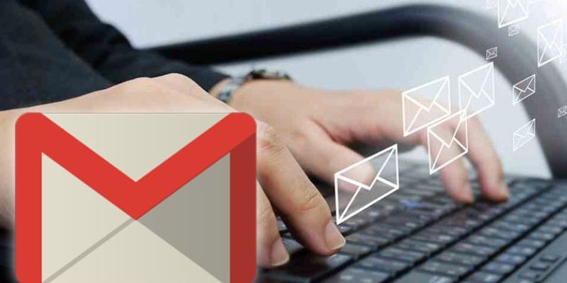 Người truy cập liên hệ với bộ phận bảo hộ qua email 